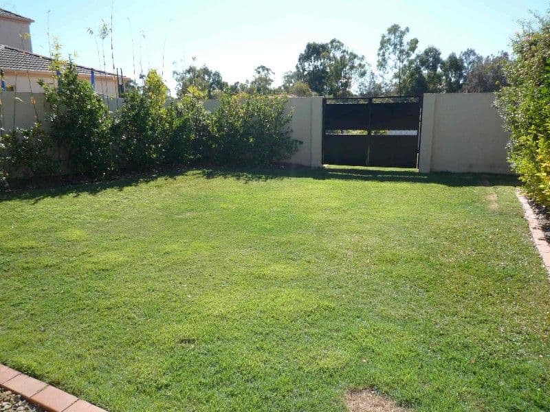 7 Adeliza Court, ARUNDEL QLD 4214, Arundel - Thumbnail 5