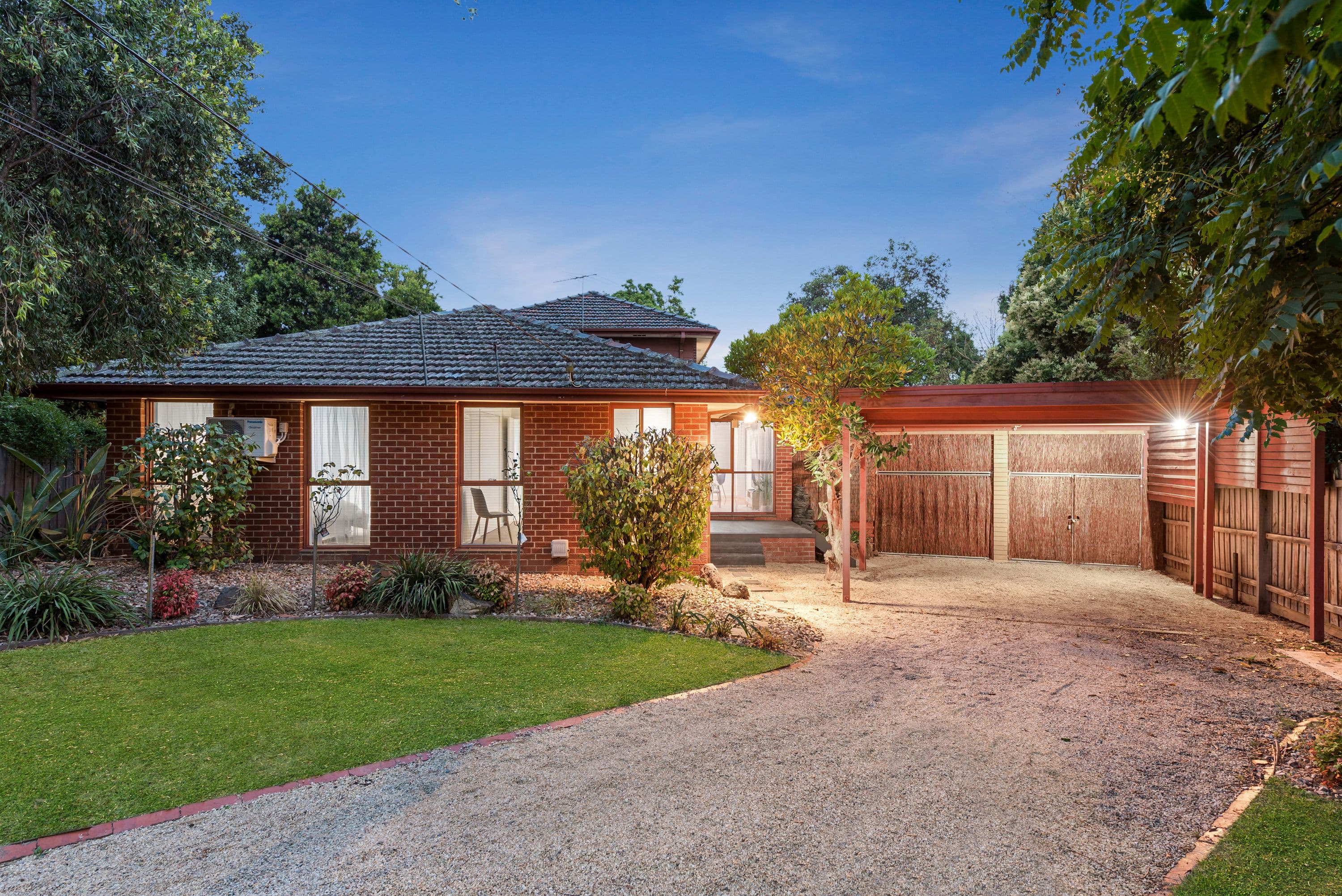 8 Faversham Square, Ferntree Gully VIC 3156, Ferntree Gully - Image 1