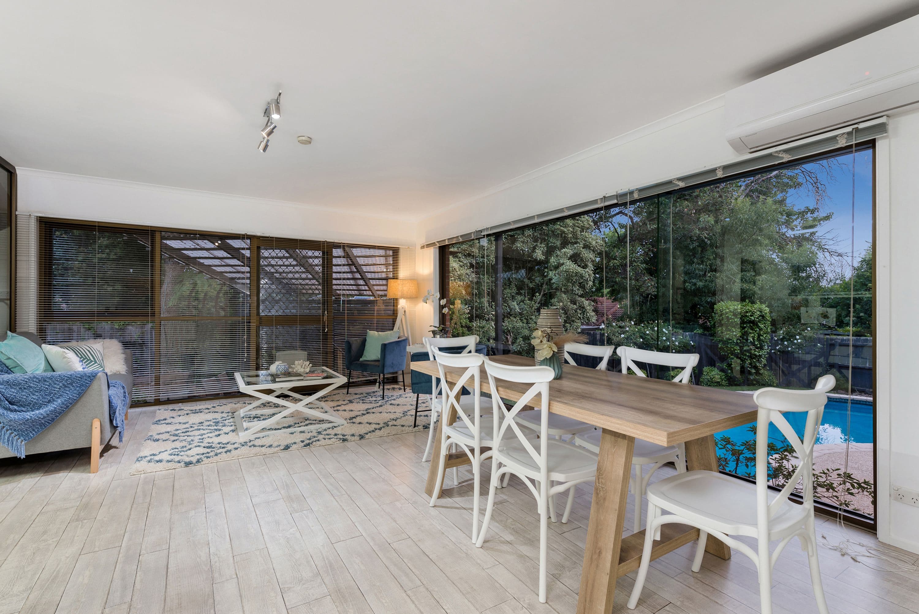 8 Faversham Square, Ferntree Gully VIC 3156, Ferntree Gully - Thumbnail 3