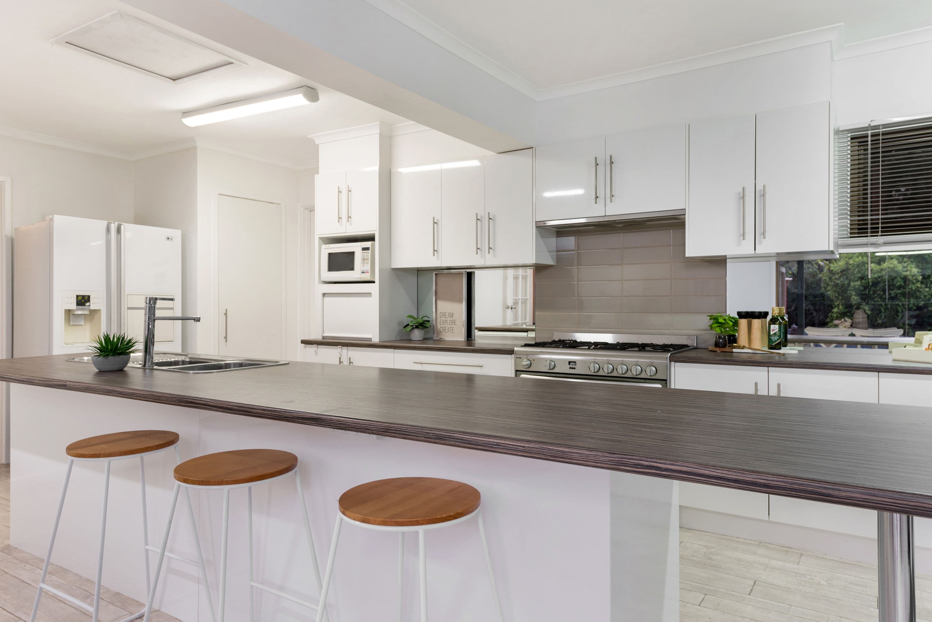 8 Faversham Square, Ferntree Gully VIC 3156, Ferntree Gully - Thumbnail 4