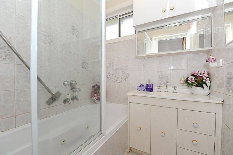 31 Rowson Street, BORONIA VIC 3155, Boronia - Thumbnail 4