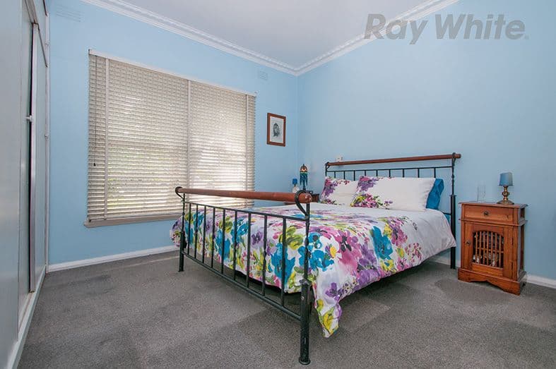 2 HARTLEY Road, Croydon VIC 3136, Croydon - Thumbnail 4