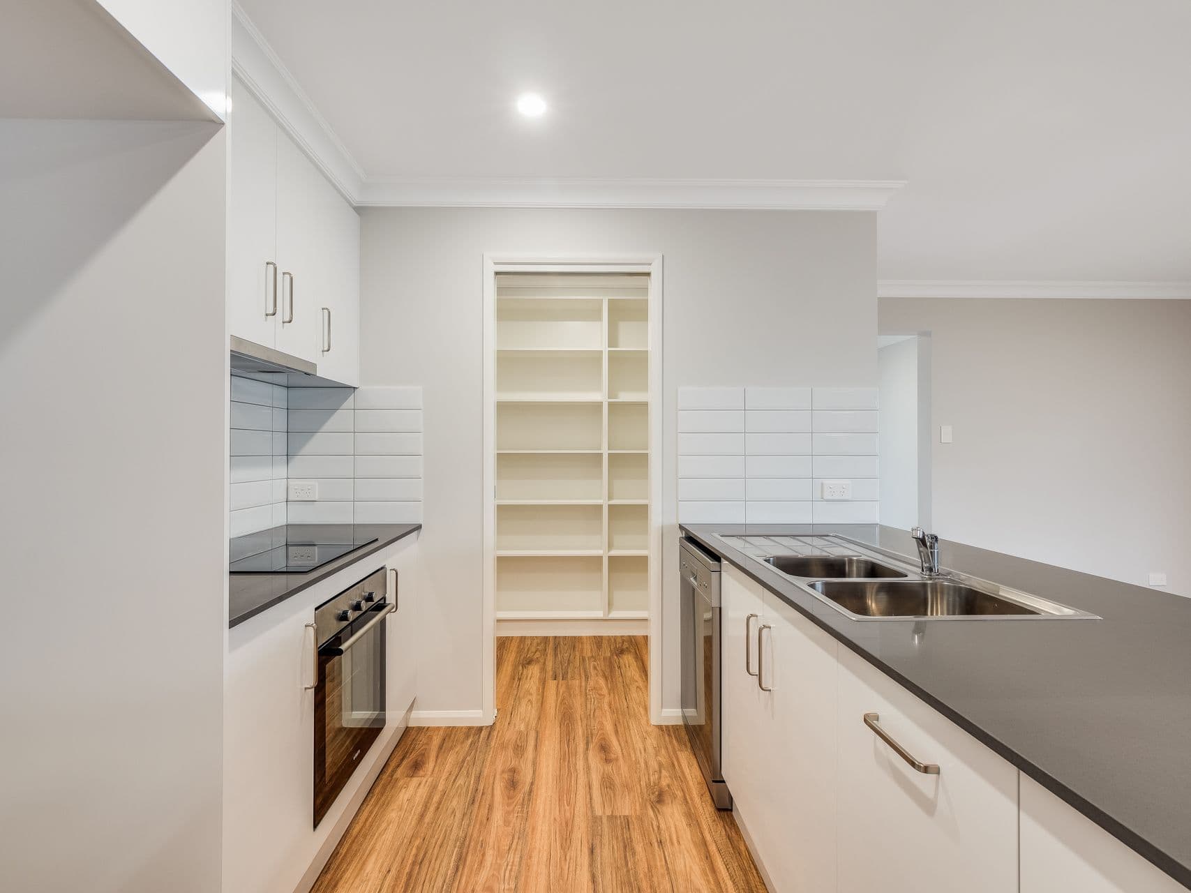 9 Sandford Crescent, Torrington QLD 4350, Torrington - Thumbnail 2