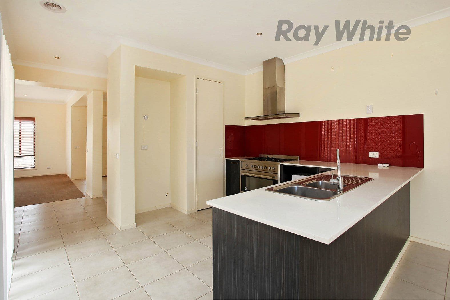 35 Tamar Avenue, POINT COOK VIC 3030, Point Cook - Thumbnail 4