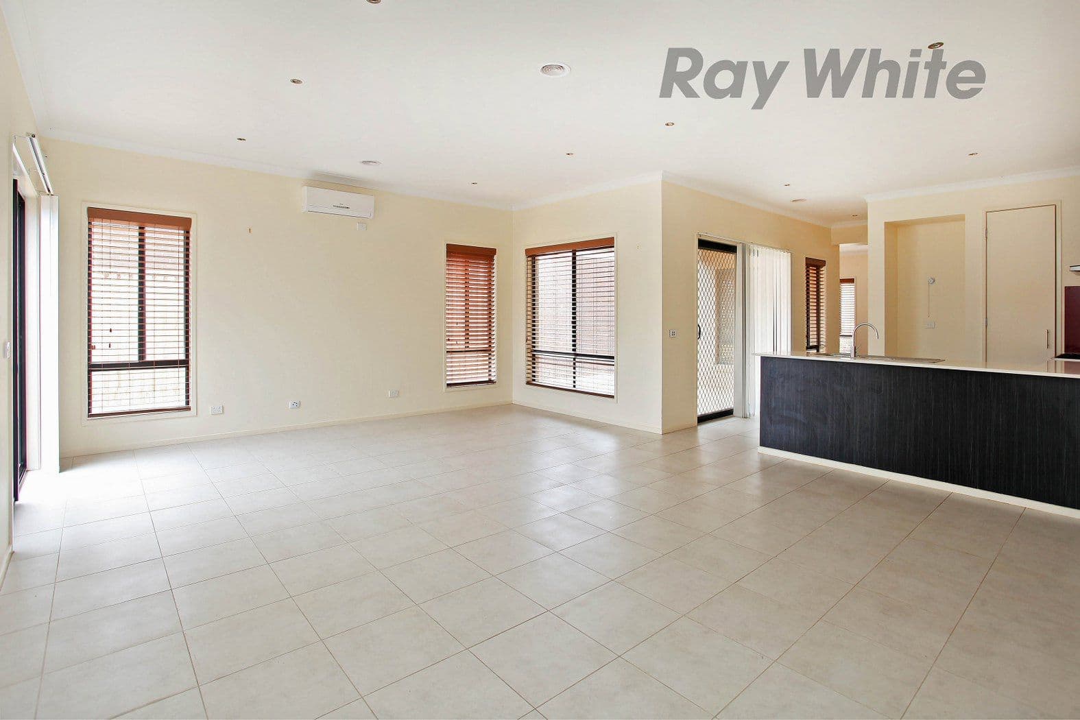 35 Tamar Avenue, POINT COOK VIC 3030, Point Cook - Thumbnail 6