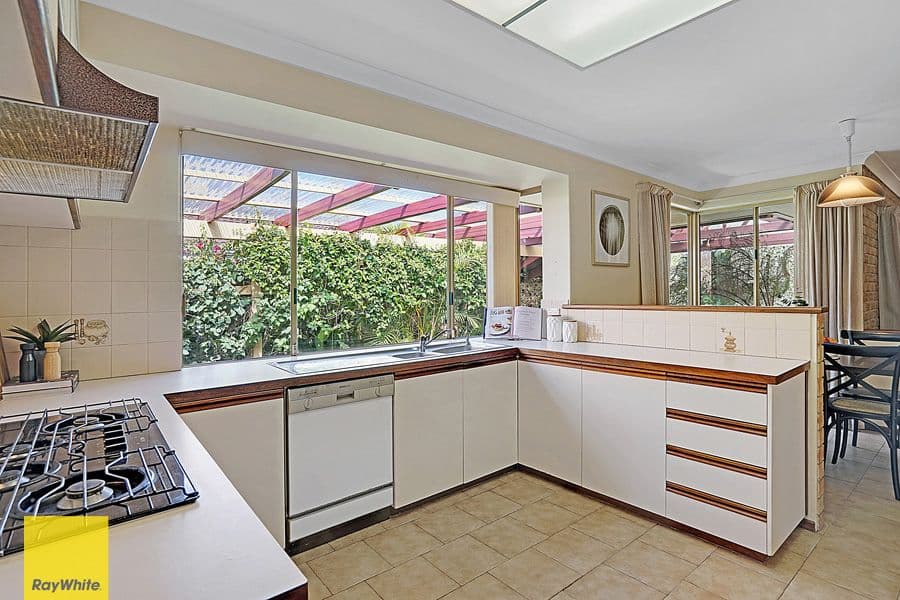 32 Towerhill Road, Alexander Heights WA 6064, Alexander Heights - Thumbnail 8