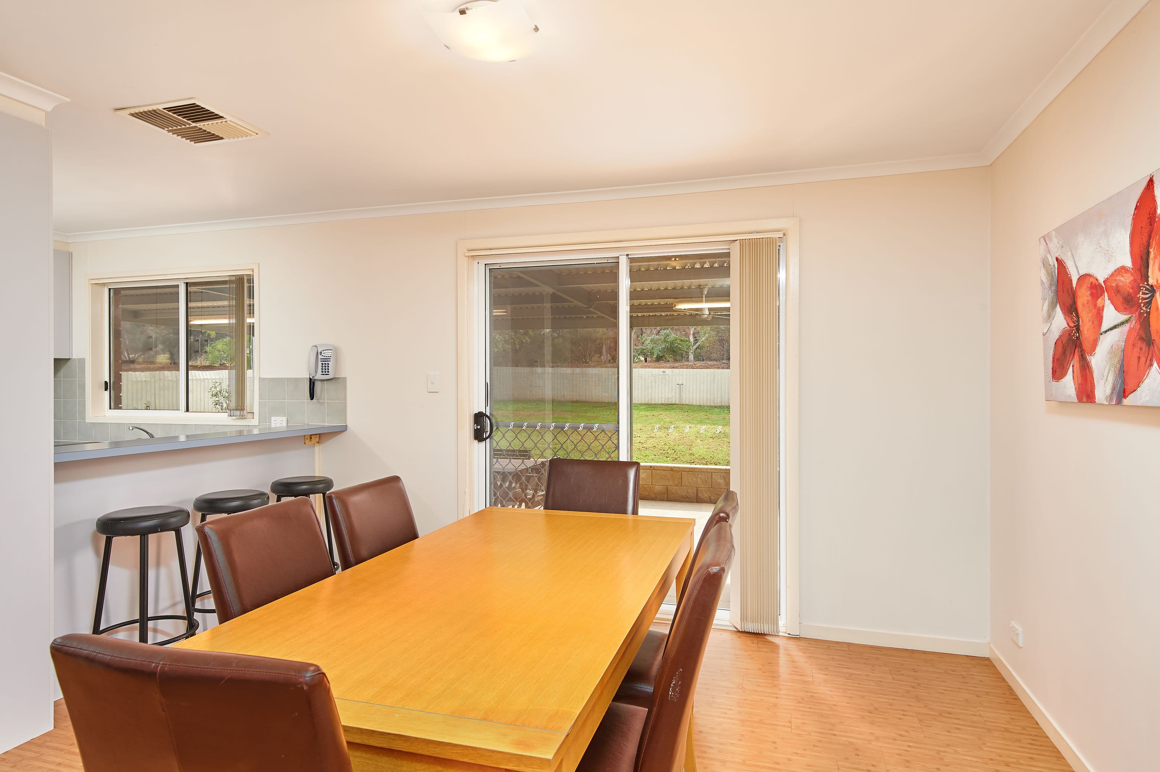 79 Pugsley Avenue, Estella - Thumbnail 3