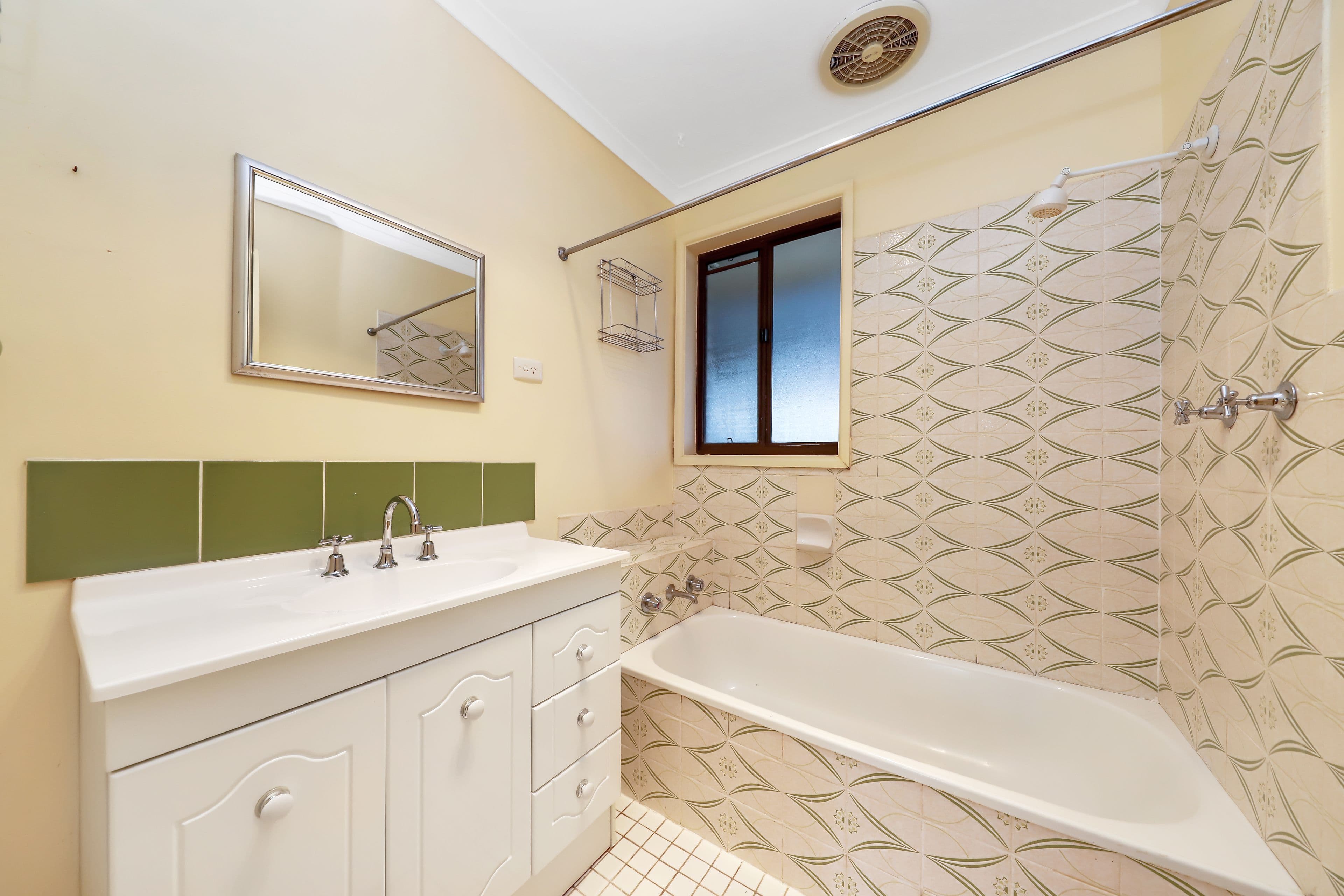 7 Carramar Crescent, Tumut NSW 2720, Tumut - Thumbnail 5