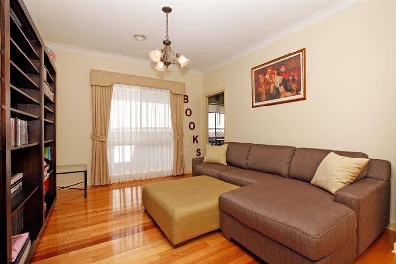 52 Grevillia Drive, MILL PARK VIC 3082, Mill Park - Thumbnail 6