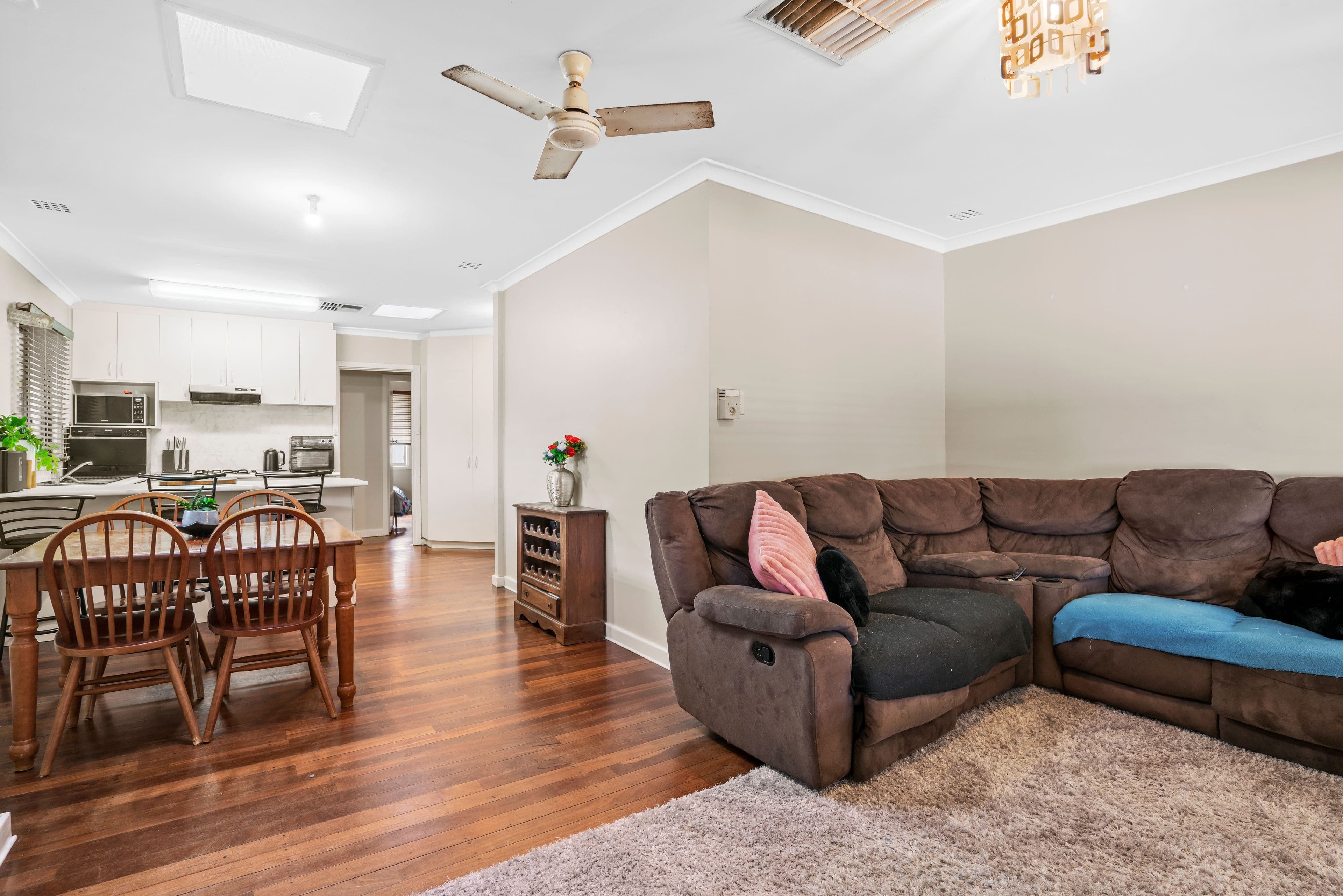 16 Foxwood Way, Langford WA 6147, Langford - Thumbnail 2