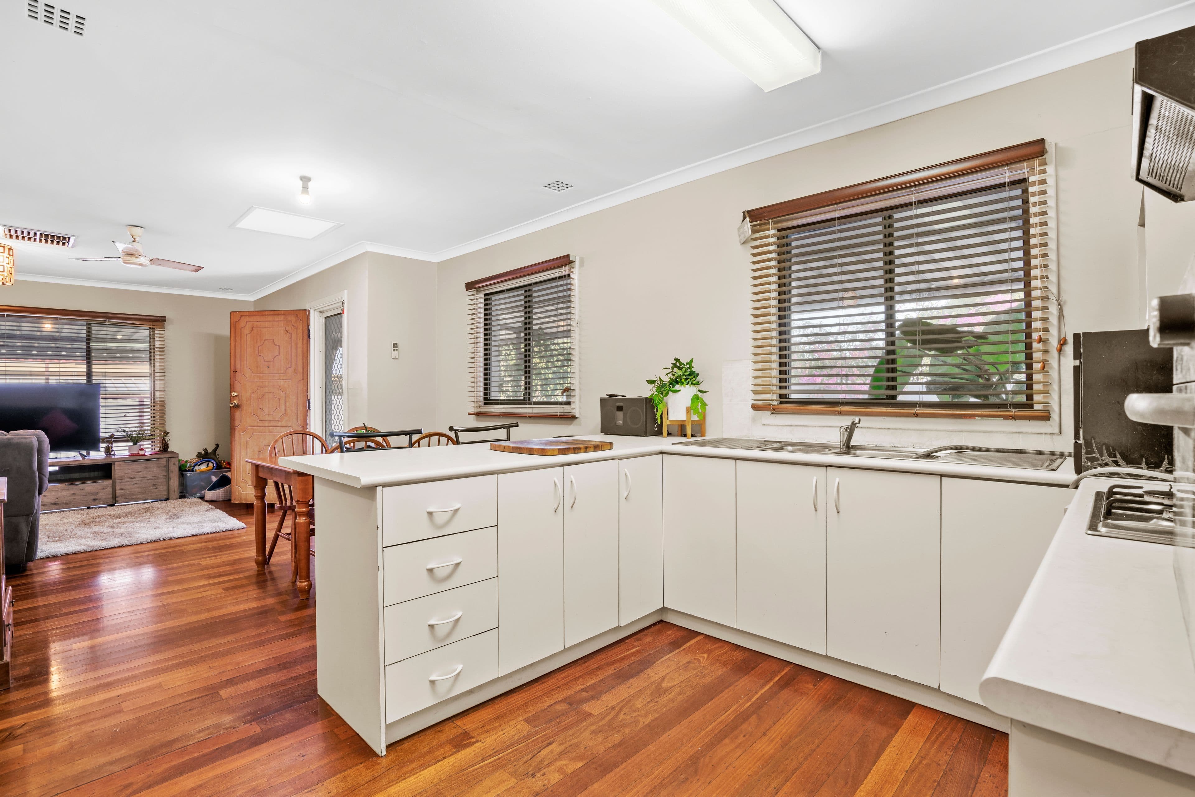 16 Foxwood Way, Langford WA 6147, Langford - Thumbnail 7