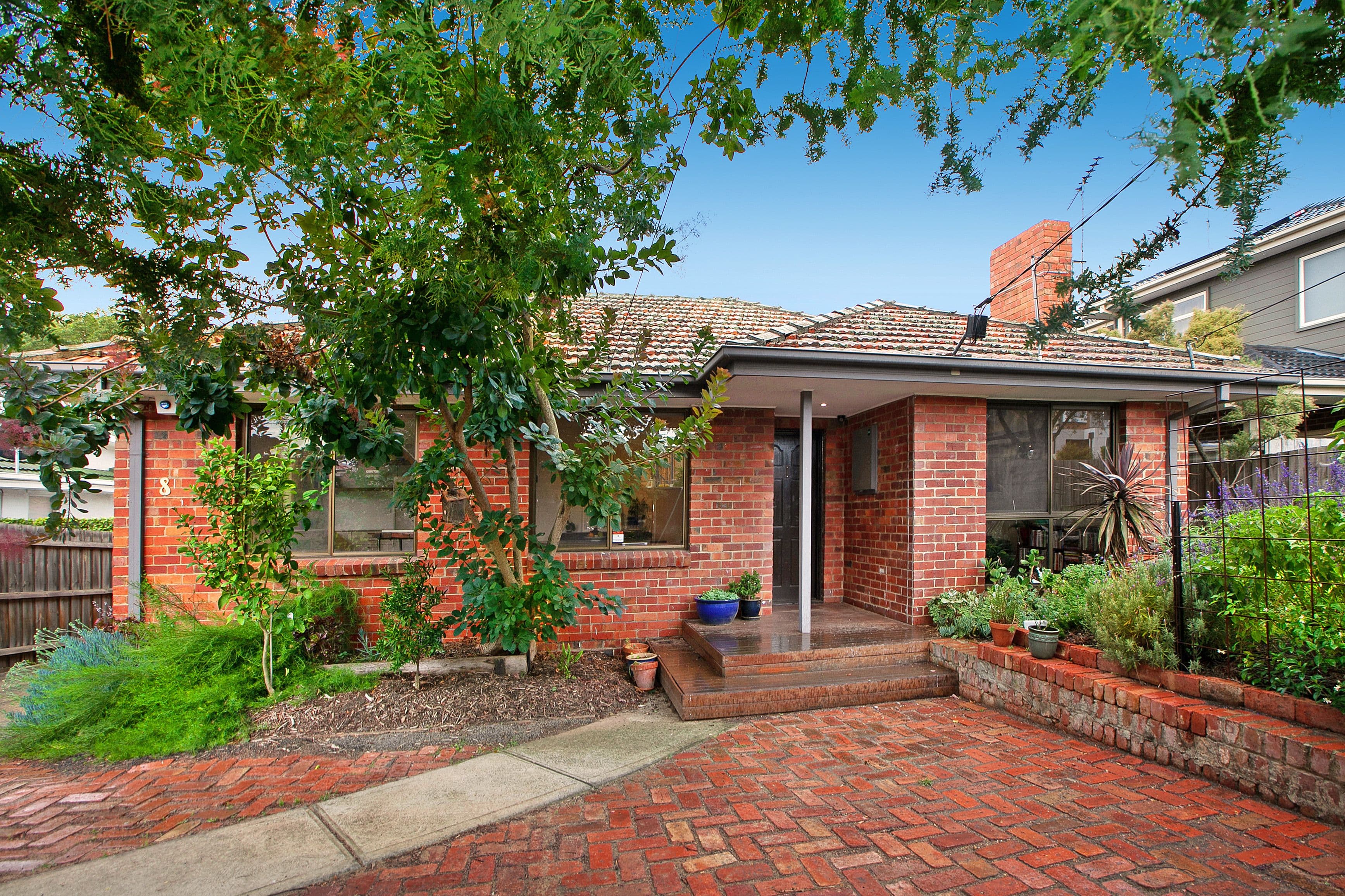 8 Loddon Avenue, Reservoir VIC 3073, Reservoir - Image 1