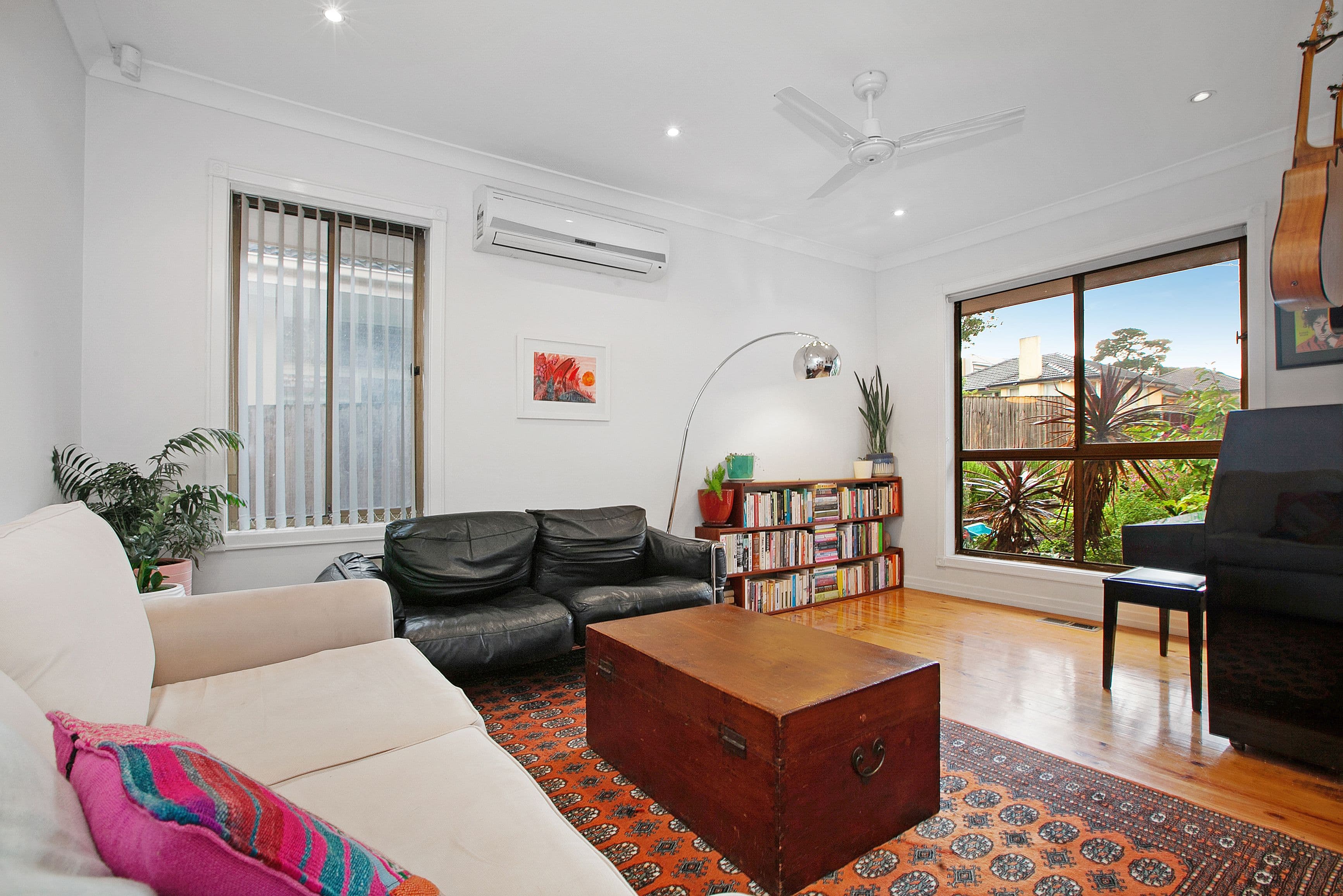 8 Loddon Avenue, Reservoir VIC 3073, Reservoir - Thumbnail 3