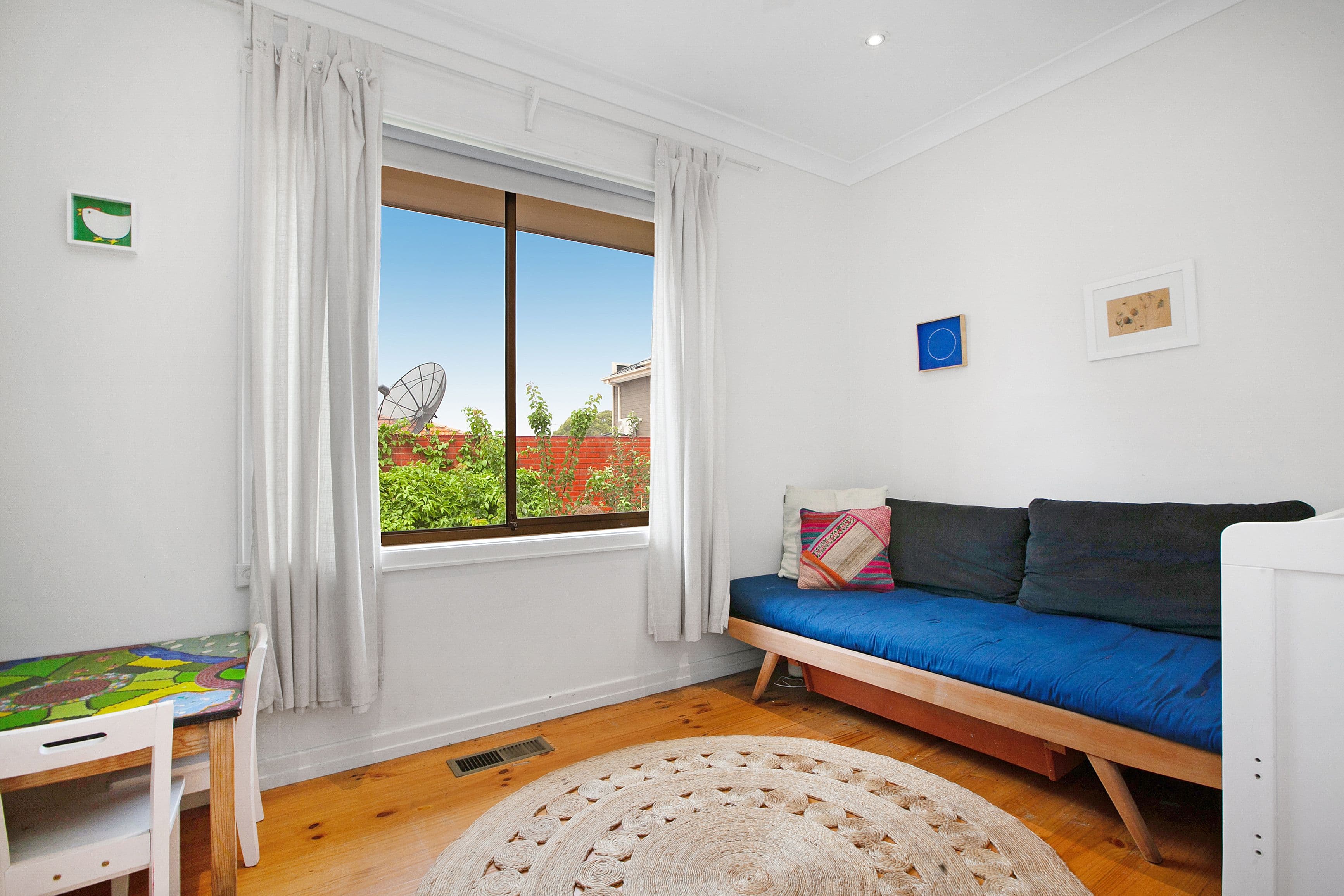 8 Loddon Avenue, Reservoir VIC 3073, Reservoir - Thumbnail 8