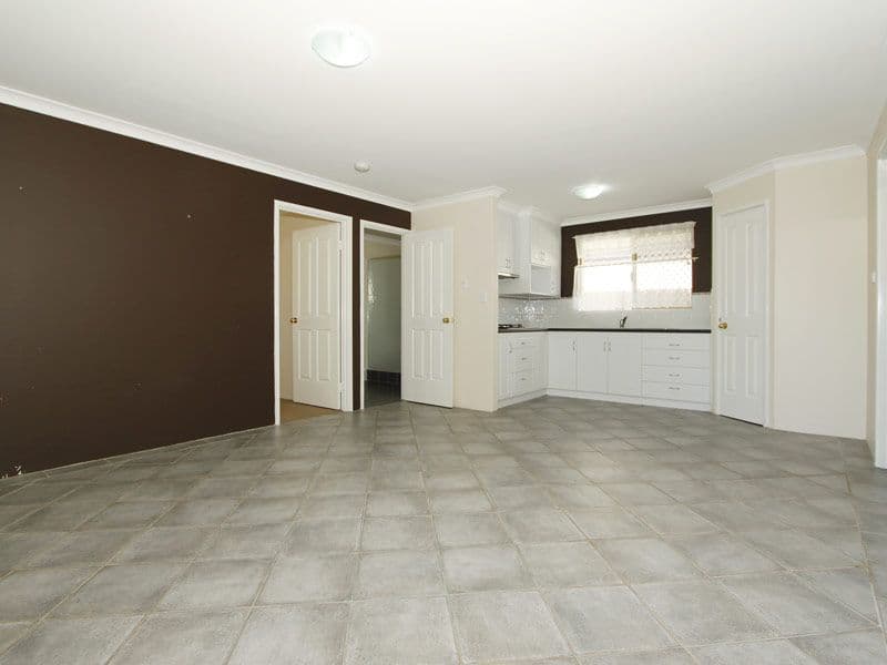3 Symes Close, SEVILLE GROVE WA 6112, Seville Grove - Thumbnail 7