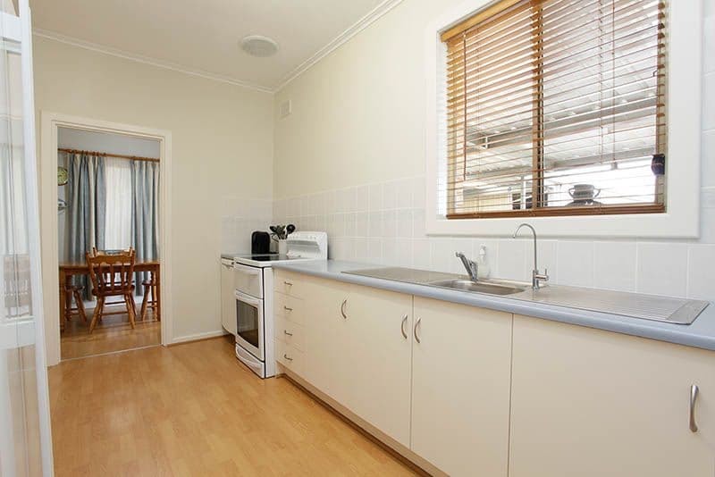 223 Hogarth Road, Elizabeth Grove SA 5112, Elizabeth Grove - Thumbnail 2
