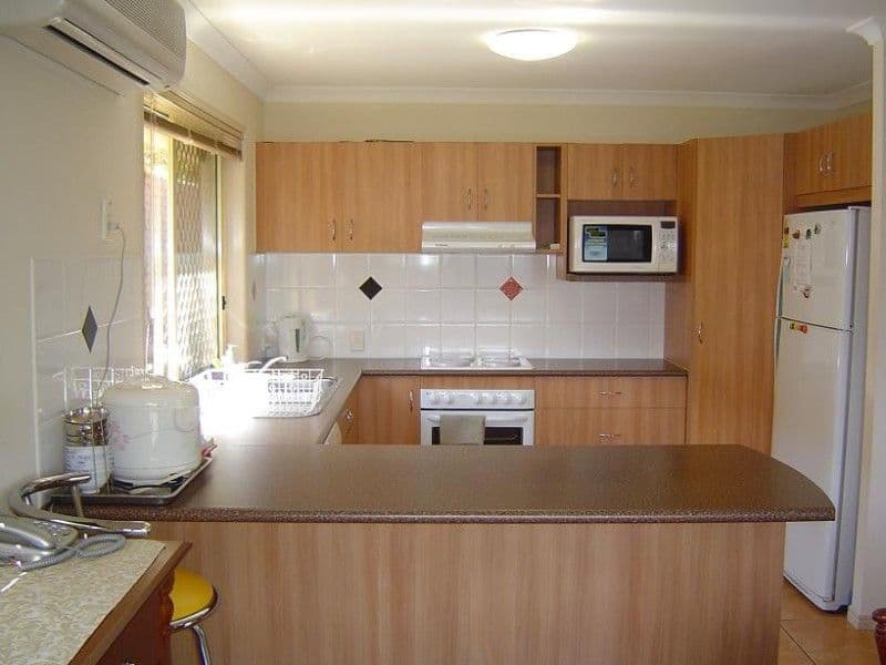 4 Fainter Court, PACIFIC PINES QLD 4211, Pacific Pines - Thumbnail 6