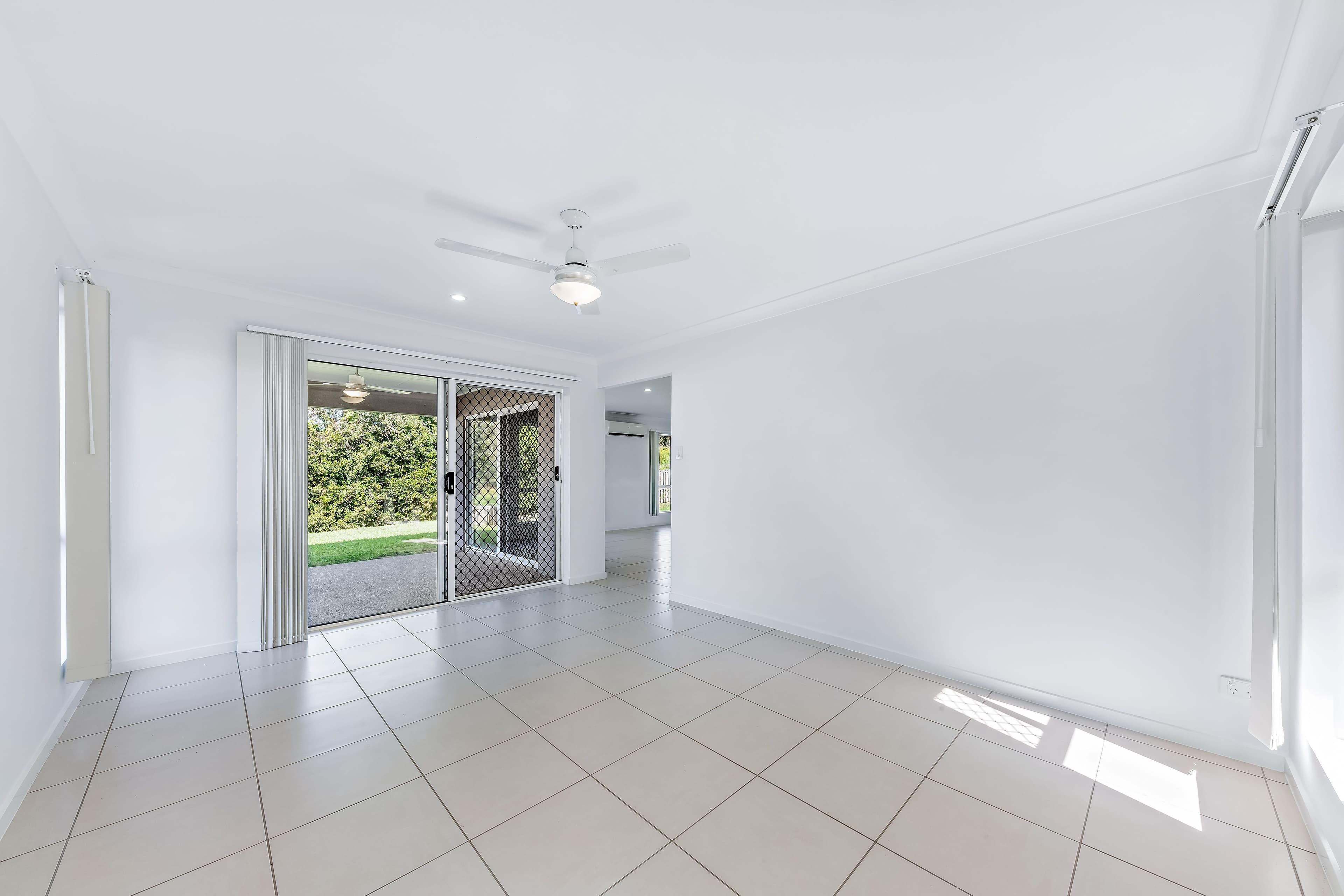 7 Helm Place, Cannonvale QLD 4802, Cannonvale - Thumbnail 6