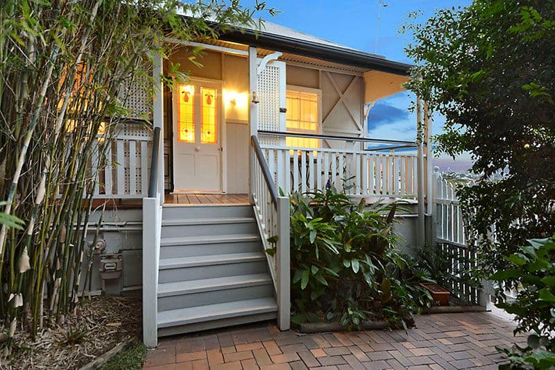 21 Seventh Avenue, Windsor QLD 4030, Windsor - Thumbnail 2