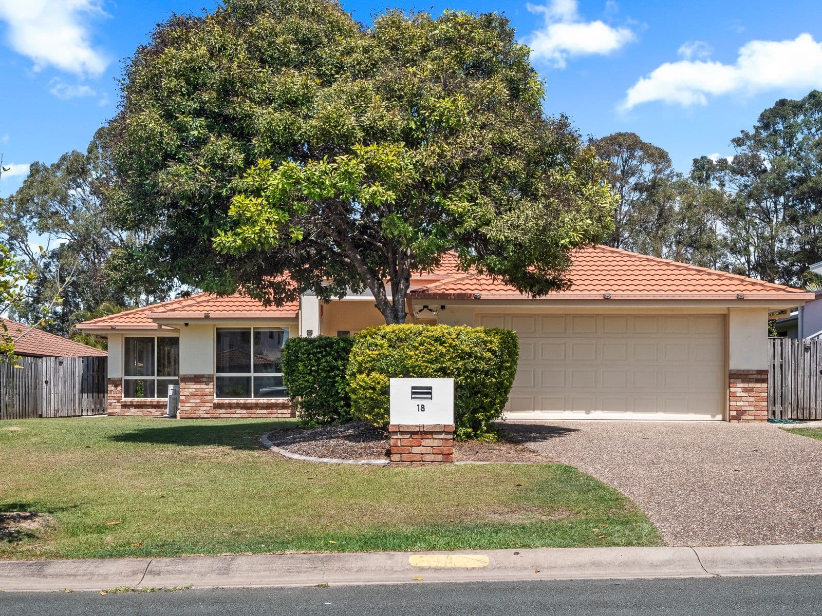18 Broxbourne Place, Oxenford QLD 4210, Oxenford - Image 1