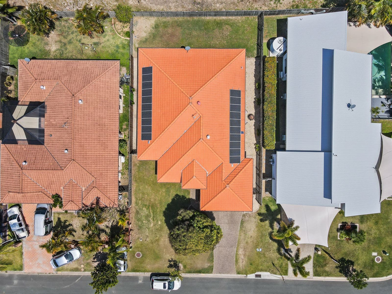 18 Broxbourne Place, Oxenford QLD 4210, Oxenford - Thumbnail 3