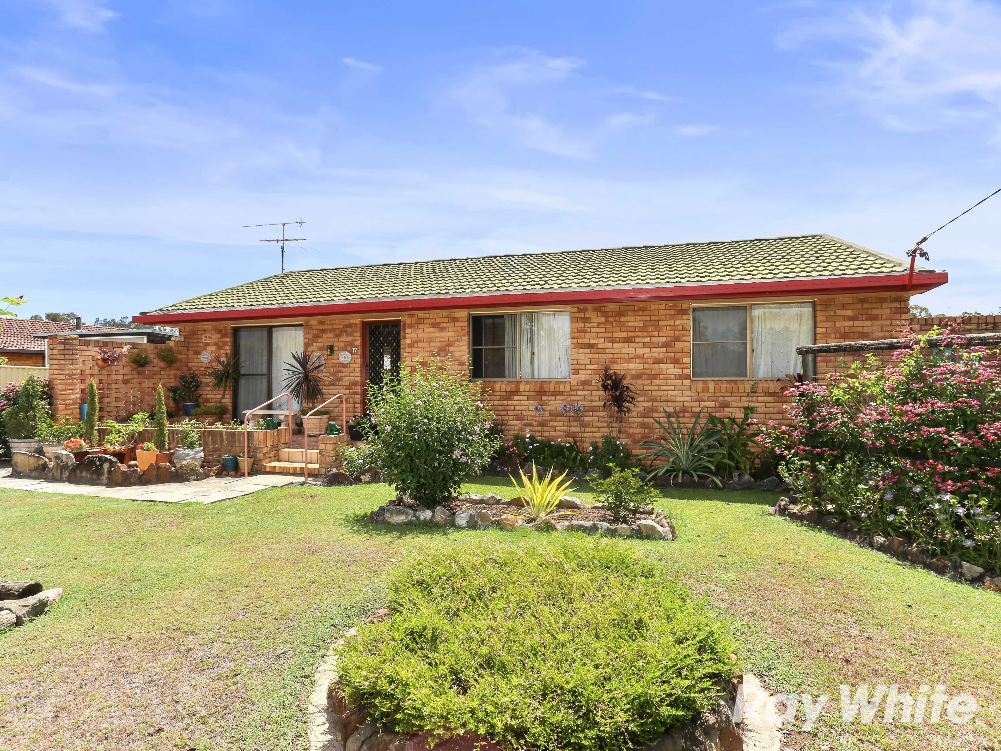 17 Kerrani Place, Coutts Crossing - Image 1
