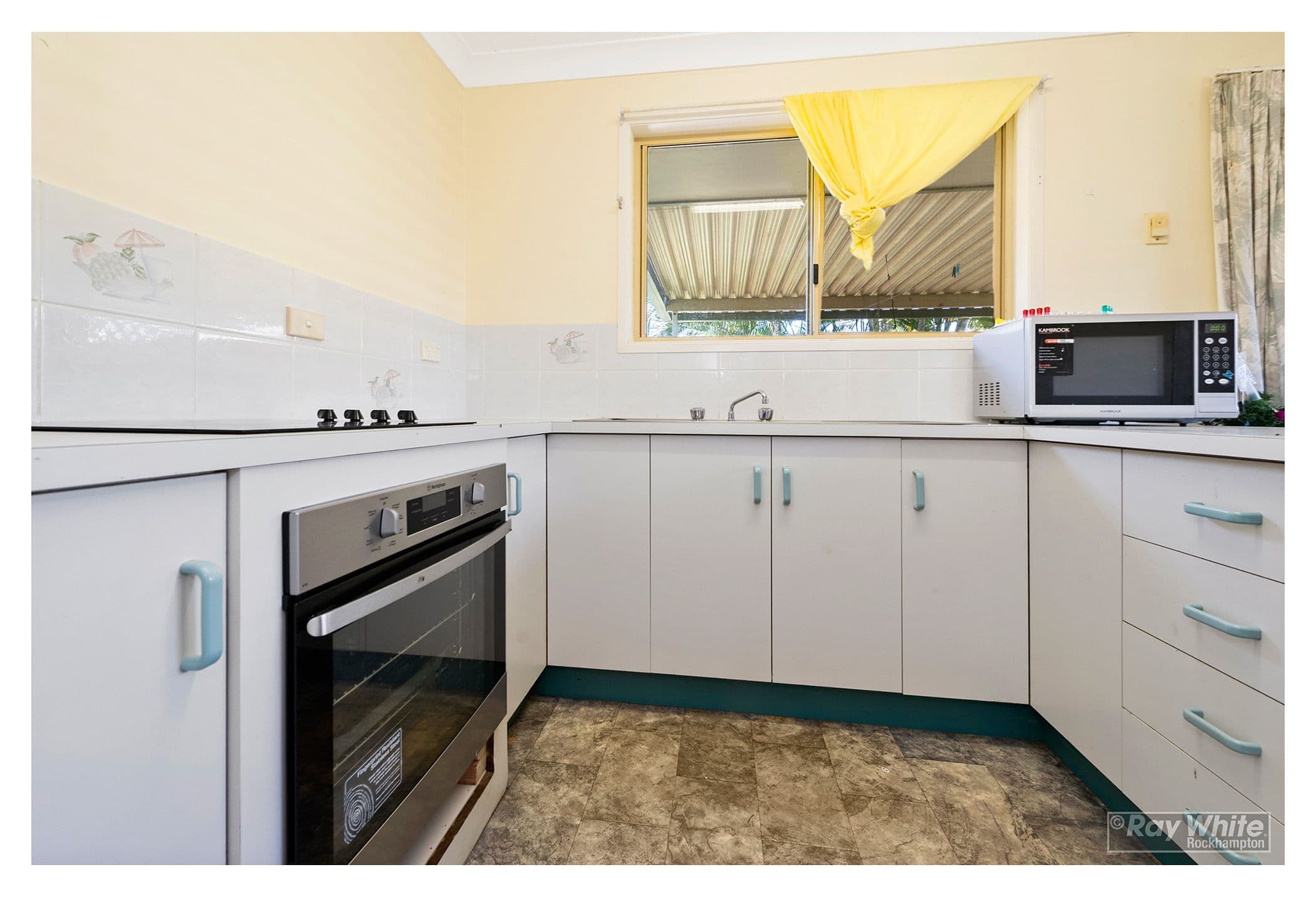 17 Labanka Crescent, Gracemere QLD 4702, Gracemere - Thumbnail 4