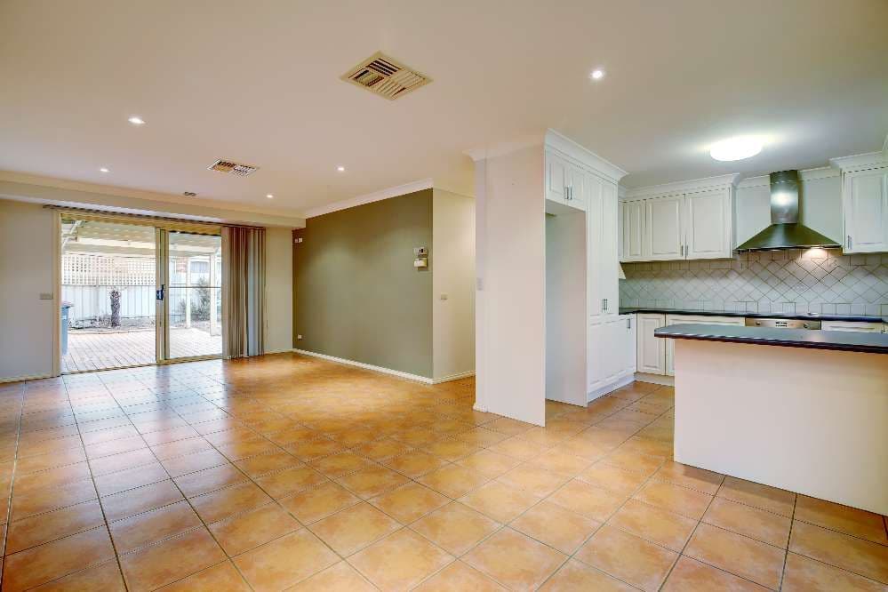 43 Saville Avenue, Lavington NSW 2641, Lavington - Thumbnail 3