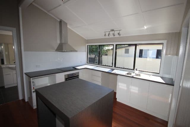 124 Condamine Street, DALBY QLD 4405, Dalby - Thumbnail 2