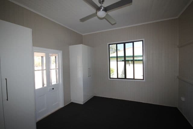 124 Condamine Street, DALBY QLD 4405, Dalby - Thumbnail 8