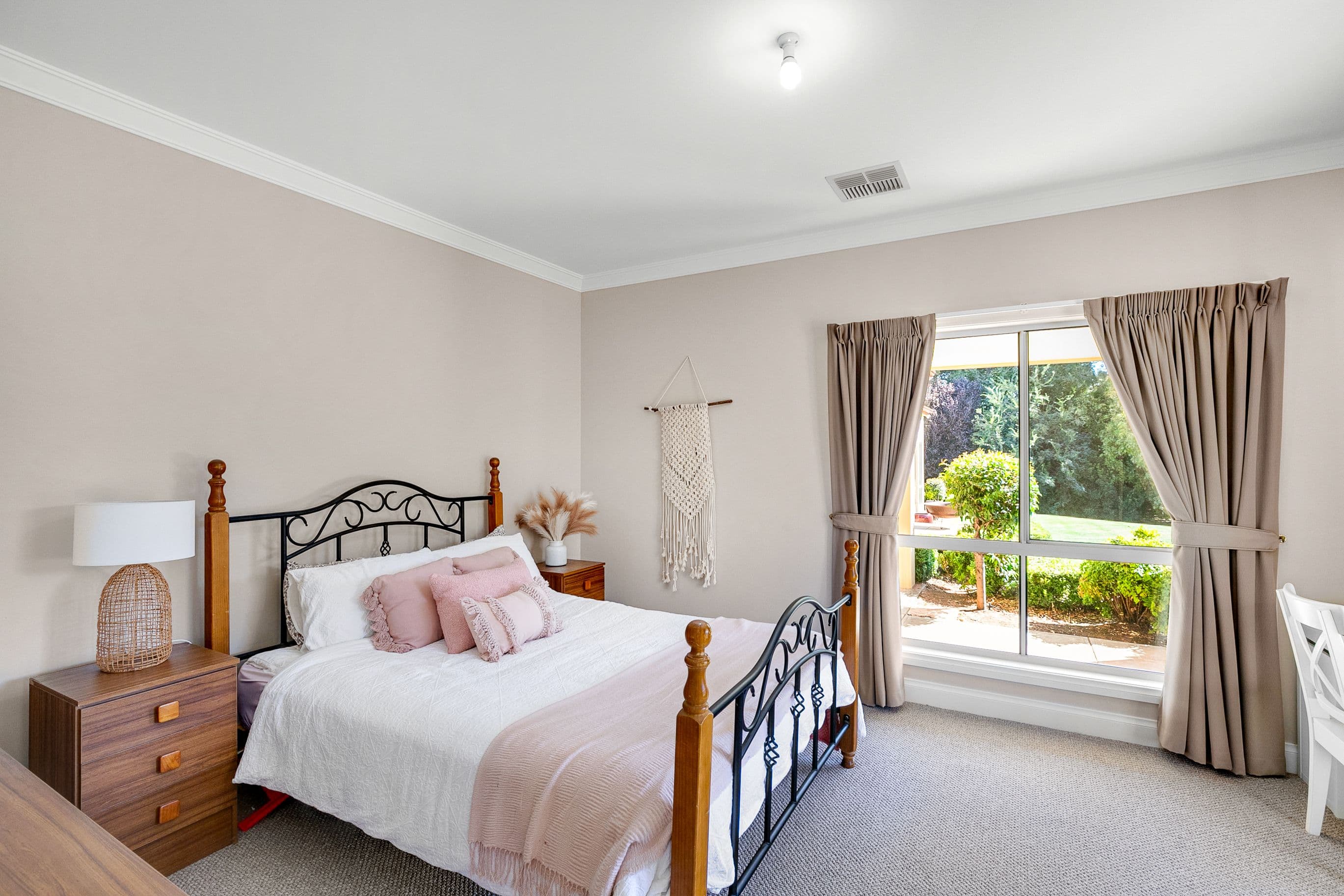 88 Woolston Road, Berri SA 5343, Berri - Thumbnail 5