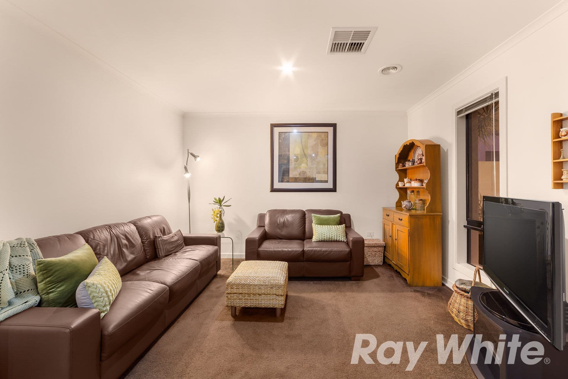 49 Sovereign Manors Crescent, Rowville VIC 3178, Rowville - Thumbnail 5