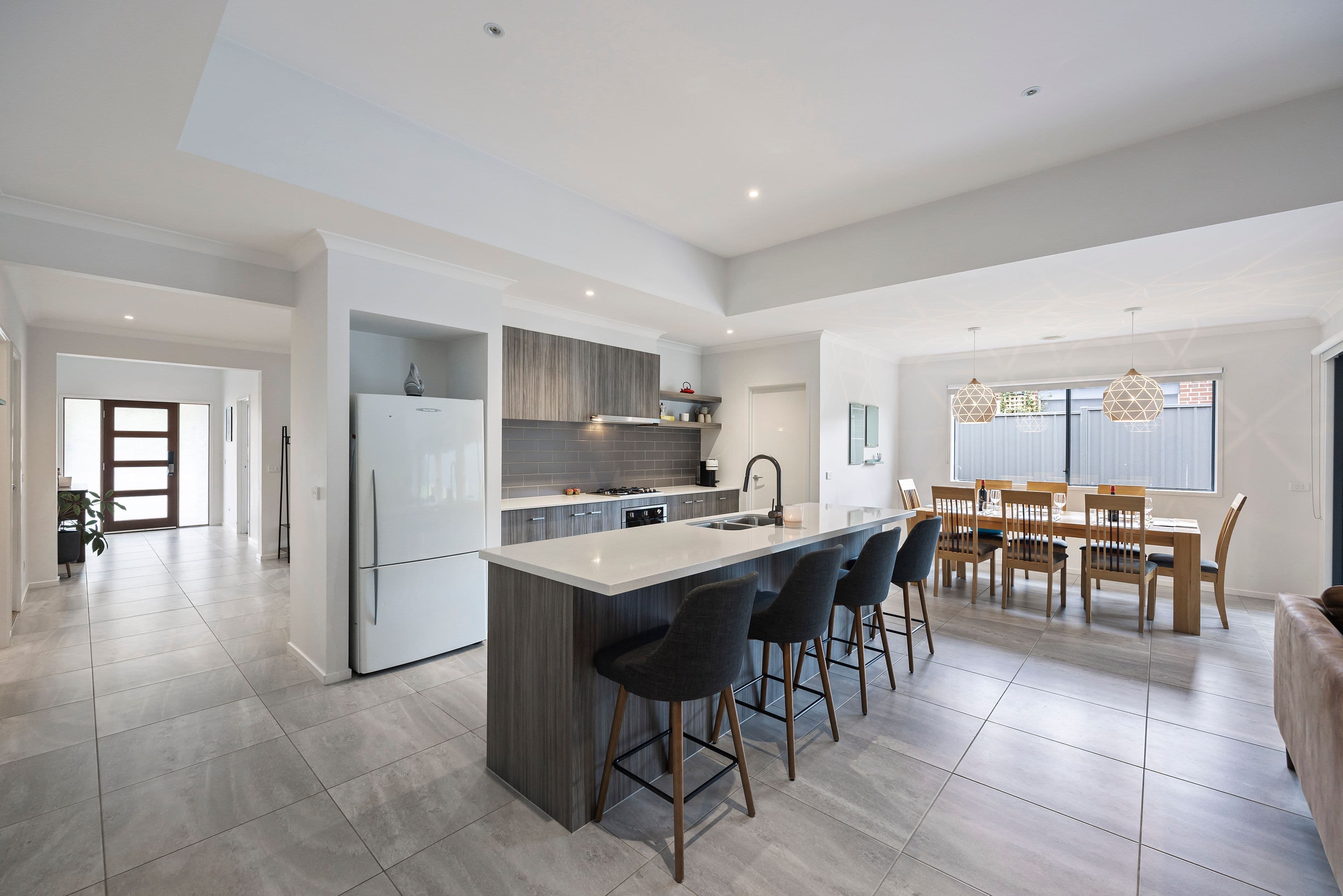 32 Greenfields Boulevard, Romsey VIC 3434, Romsey - Thumbnail 4