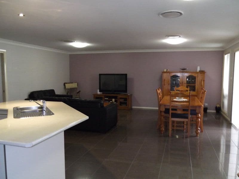 72 Grant Street, TAMWORTH NSW 2340, Tamworth - Thumbnail 3