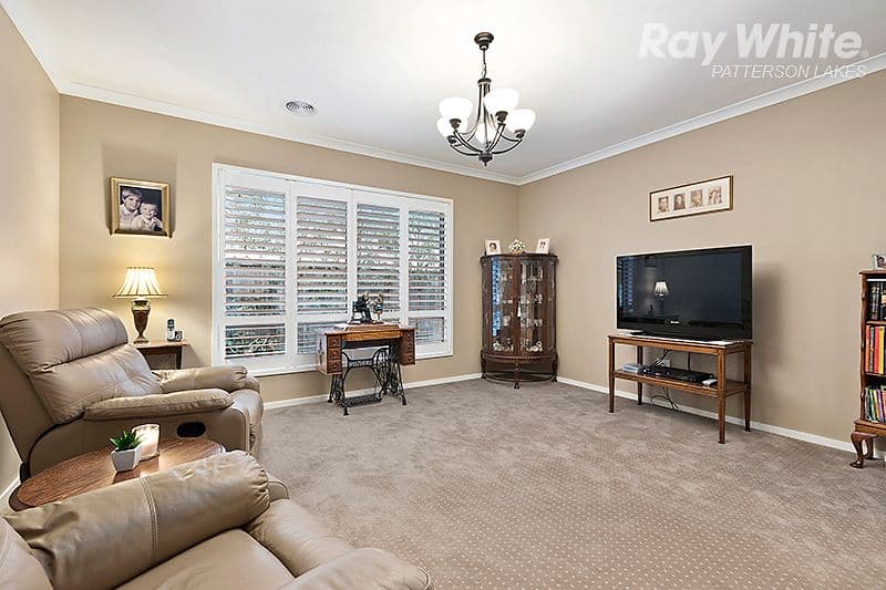 10 Macquarie Circle, Waterways VIC 3195, Waterways - Thumbnail 8