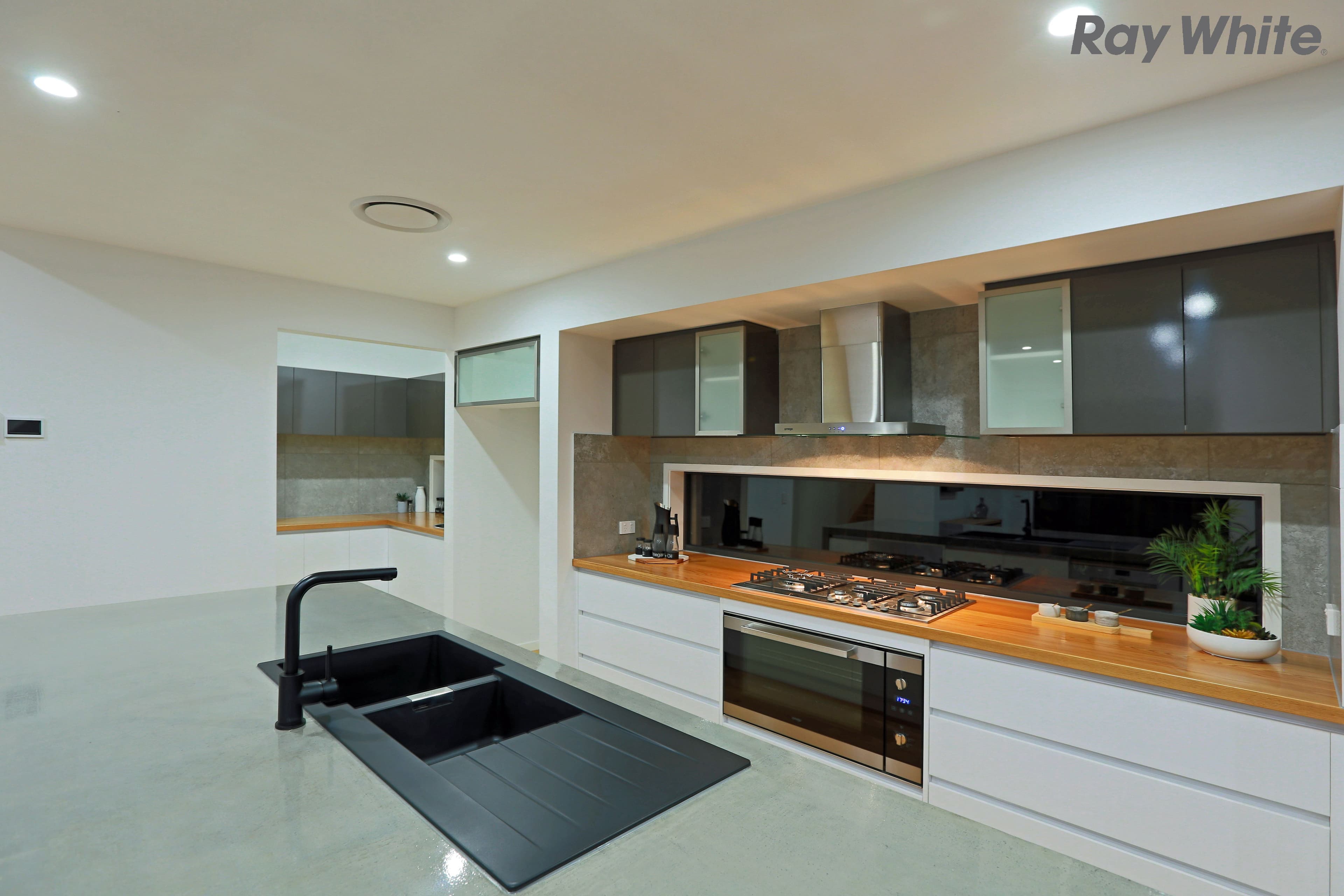 13 Cardwell Circuit, Thornlands QLD 4164, Thornlands - Thumbnail 3
