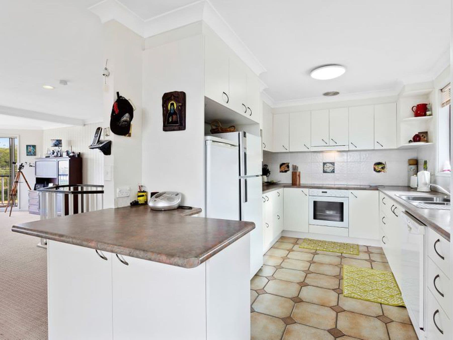 18 Sunnyside Crescent, Kianga, Kianga - Thumbnail 3