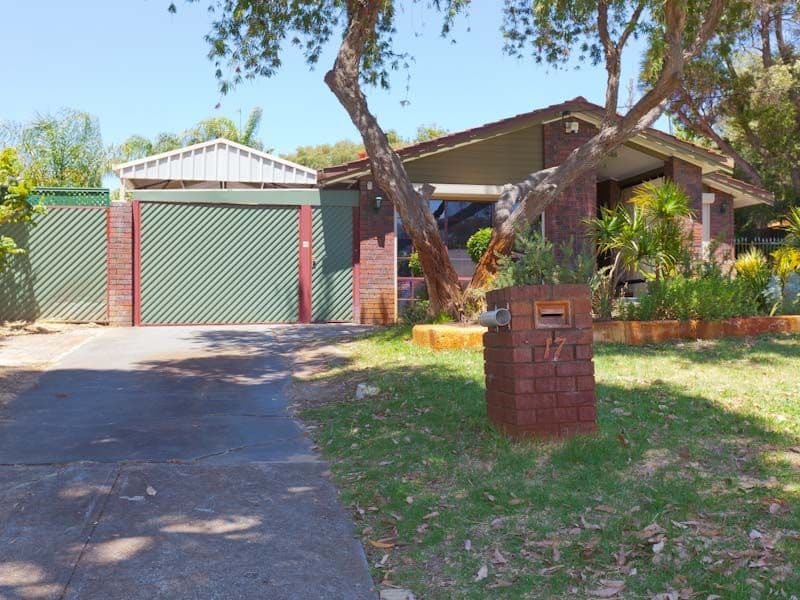 17 Kelvedon Street, HUNTINGDALE WA 6110, Huntingdale - Image 1