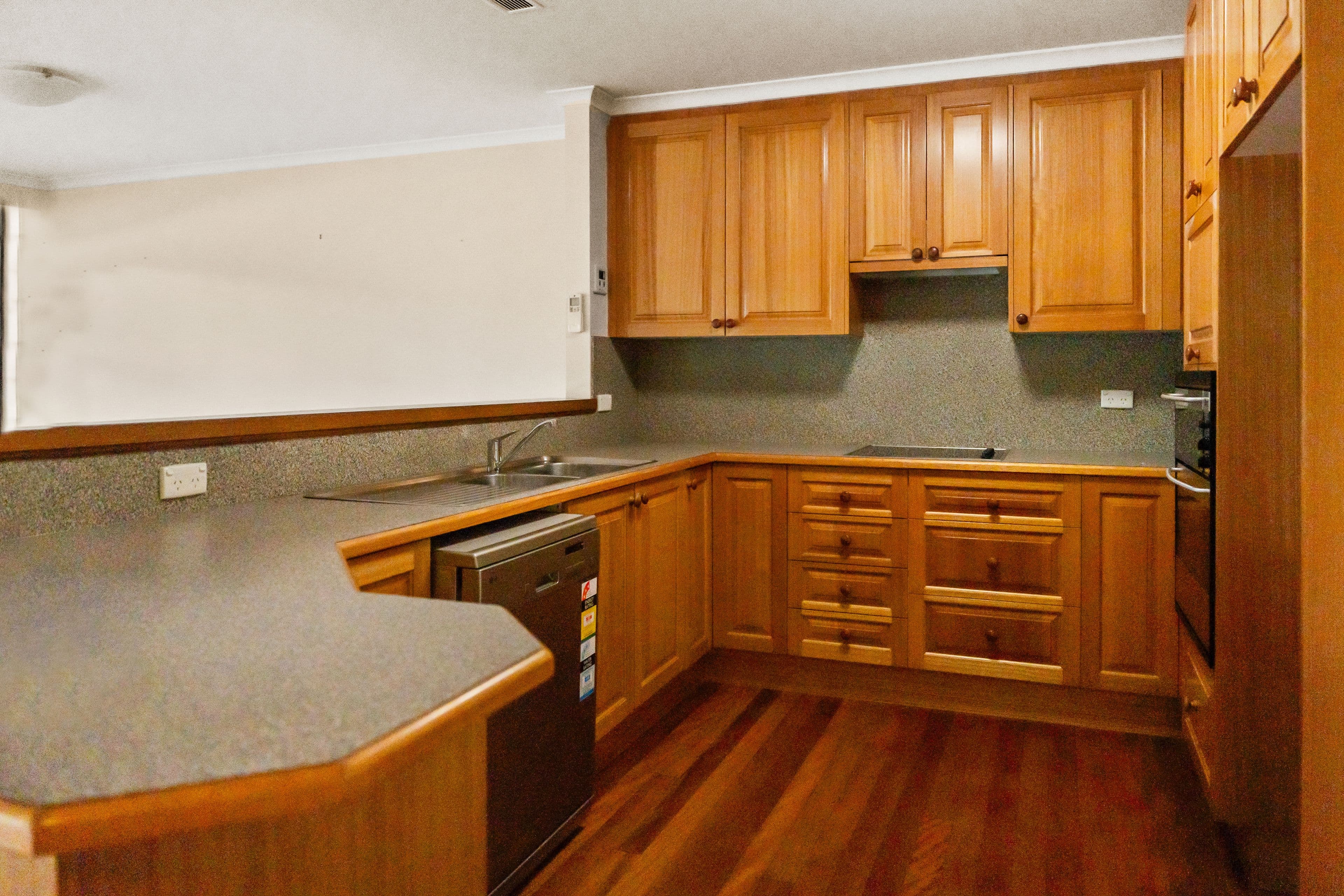 5 O'Grady Place, Wanniassa ACT 2903, Wanniassa - Thumbnail 7