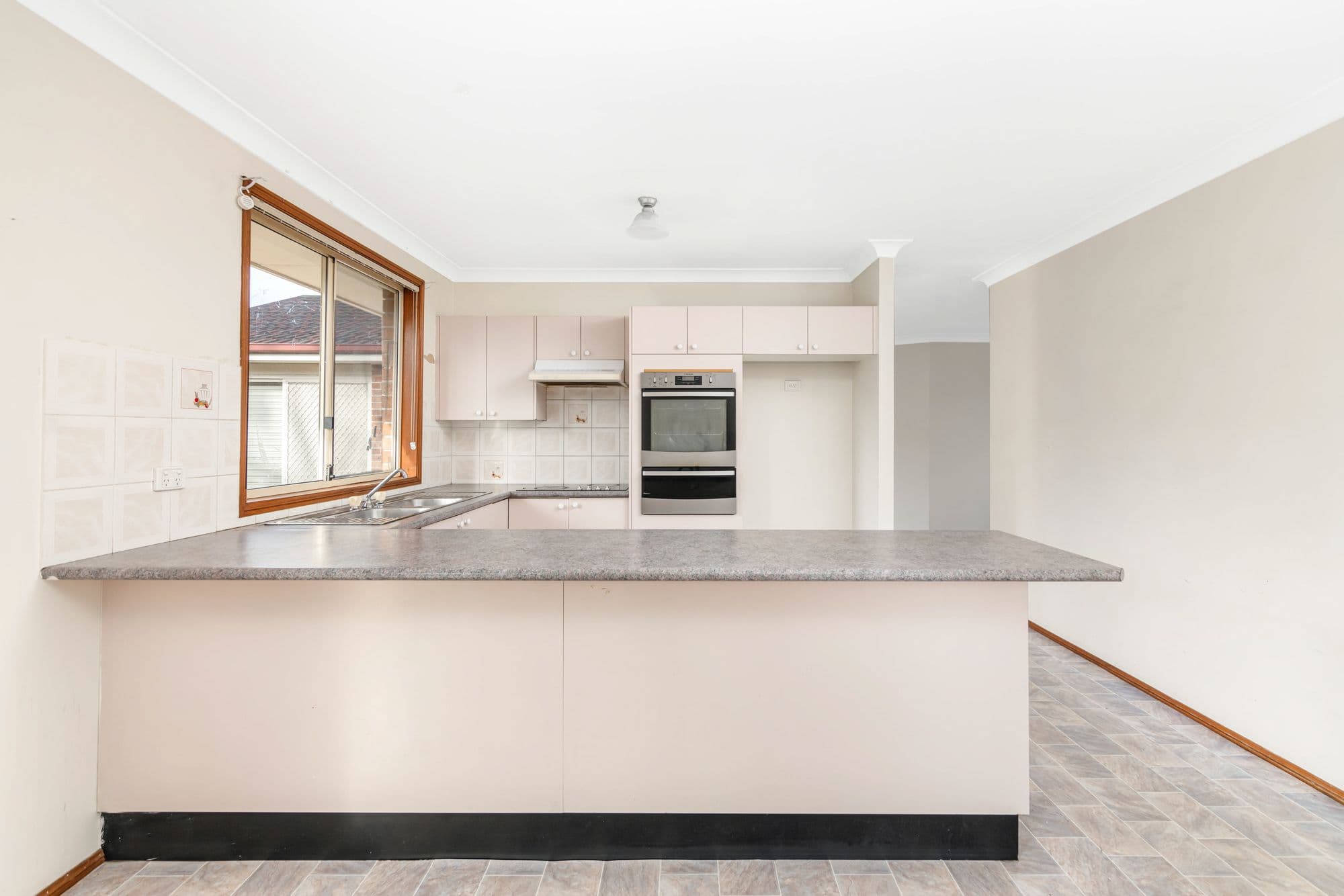 6 Tamworth Crescent, Hoxton Park NSW 2171, Hoxton Park - Thumbnail 3