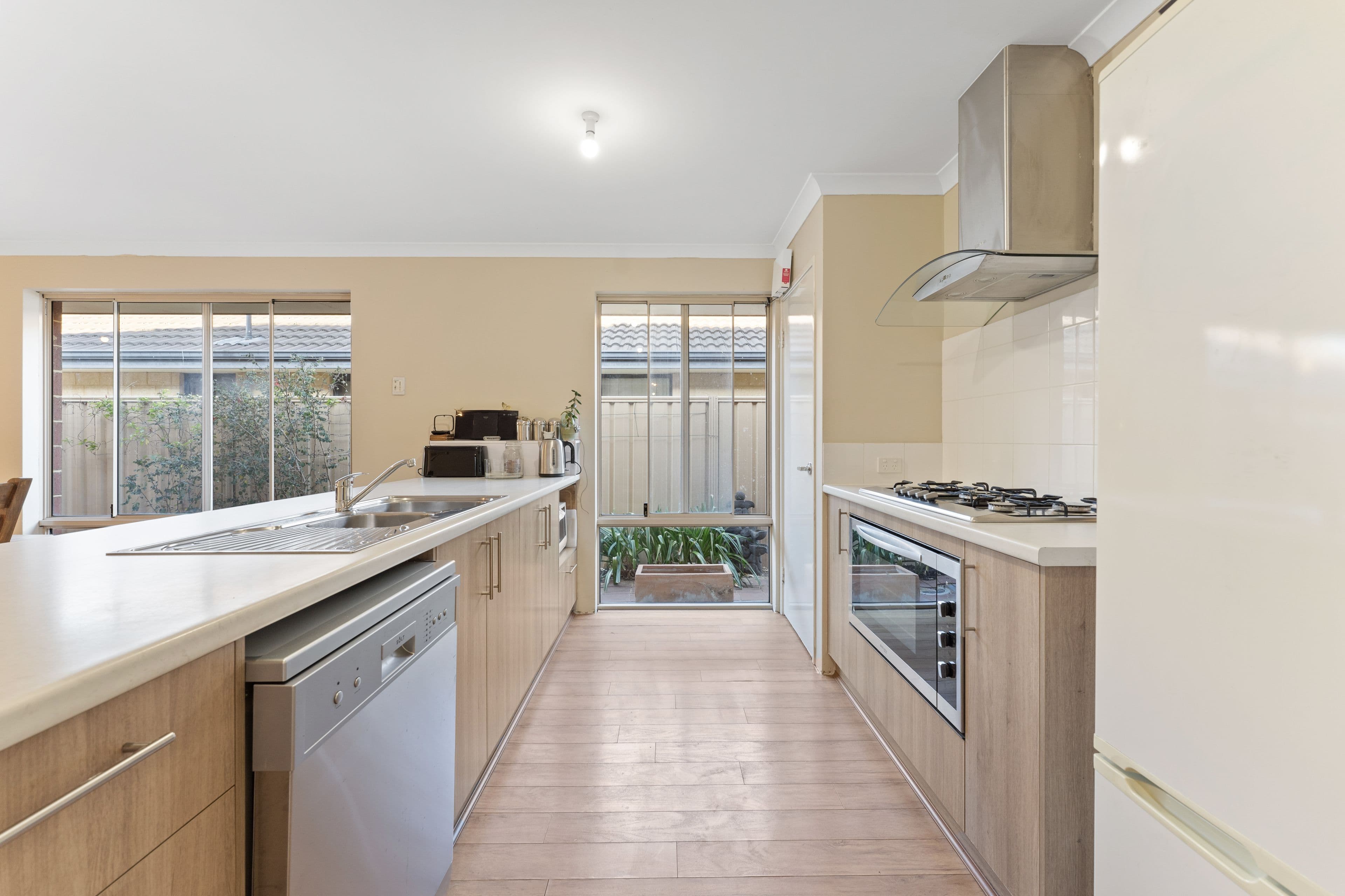 39 Baroness Road, Baldivis WA 6171, Baldivis - Thumbnail 4