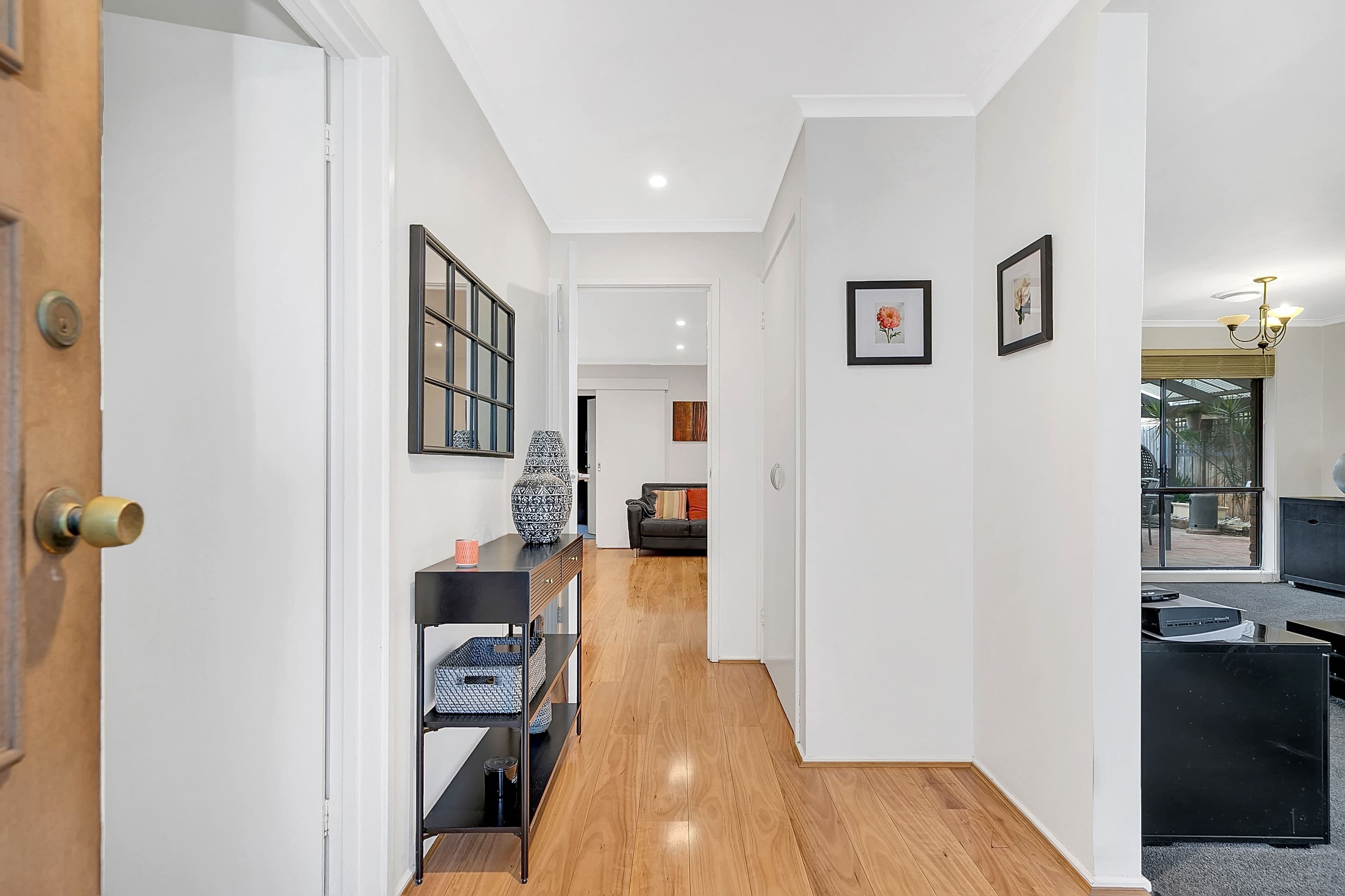 100 Moorhead Drive, Mill Park VIC 3082, Mill Park - Thumbnail 2