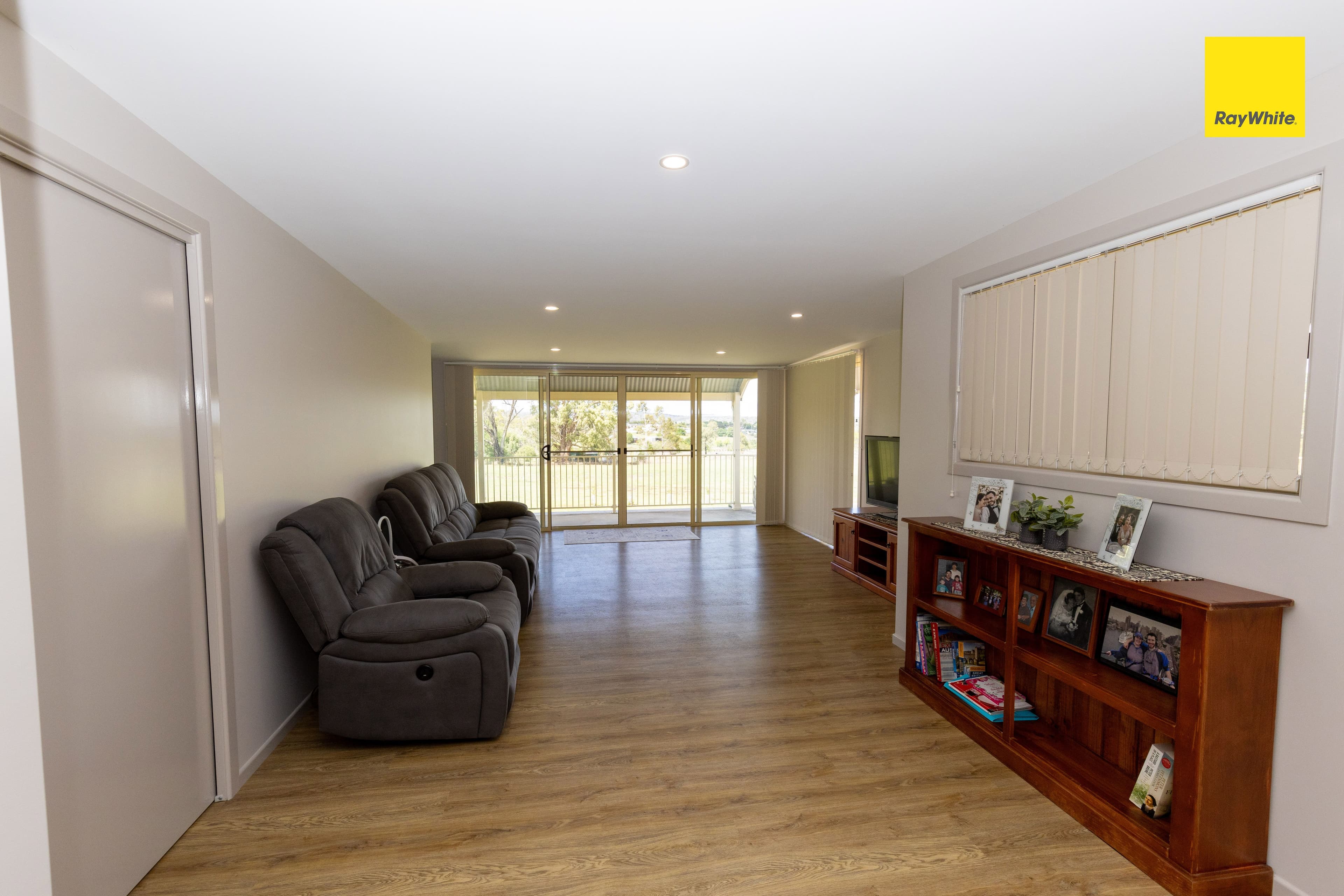 101 Runnymede Drive, Inverell NSW 2360, Inverell - Thumbnail 7