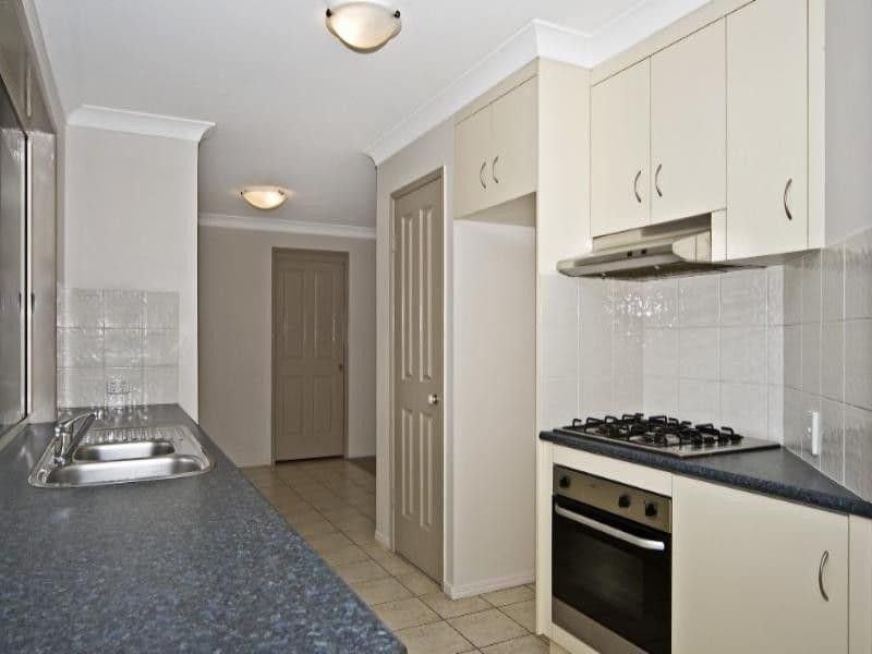74 Glenvale Road, HARRISTOWN QLD 4350, Harristown - Thumbnail 3