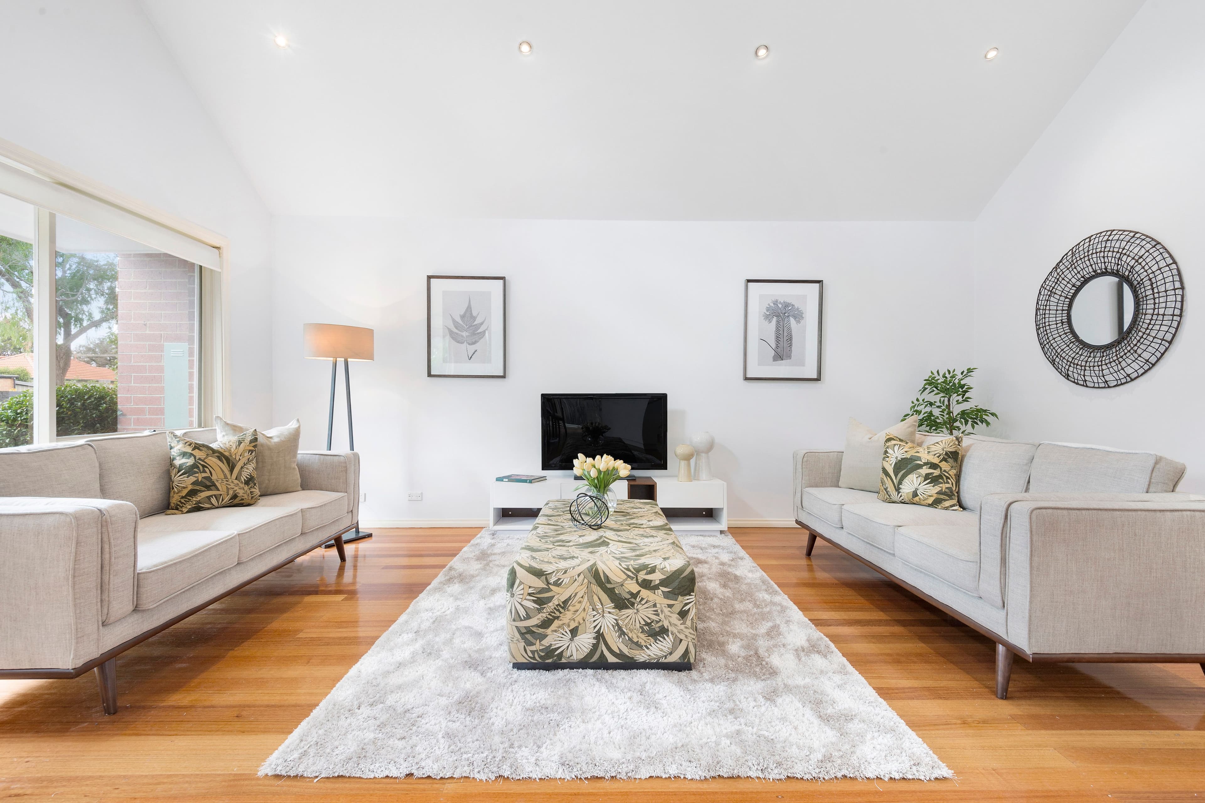 2 Lang Road, Mount Waverley VIC 3149, Mount Waverley - Thumbnail 2