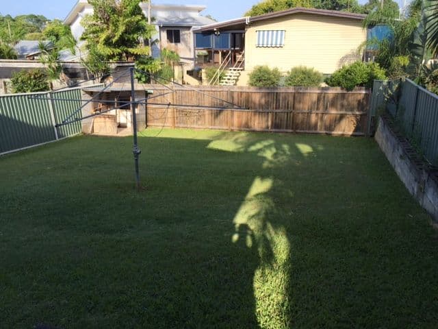44 Hillcrest Parade, Miami QLD 4220, Miami - Thumbnail 5