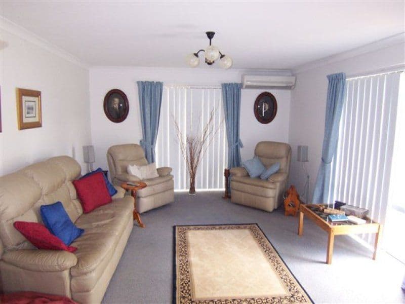 2 Bottletree Court, KINGSTHORPE QLD 4400, Kingsthorpe - Thumbnail 2