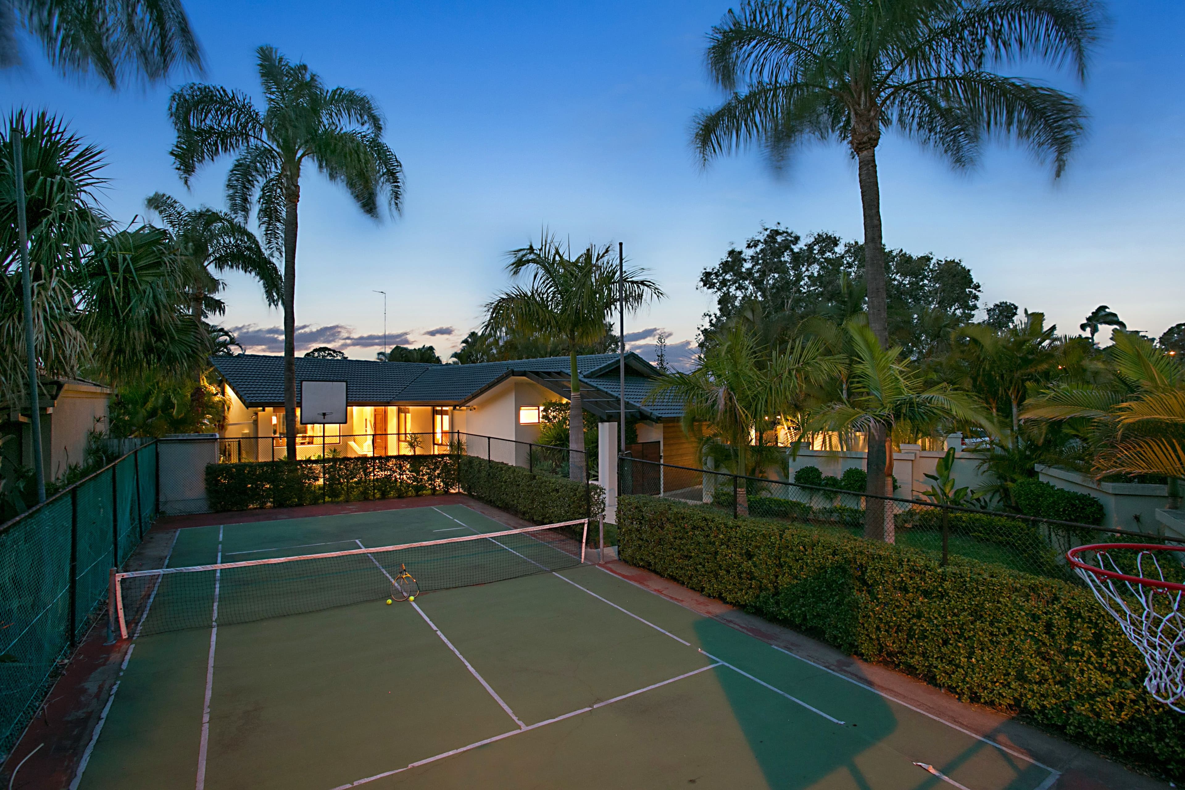 30 Cypress Drive, Broadbeach Waters QLD 4218, Broadbeach Waters - Thumbnail 2