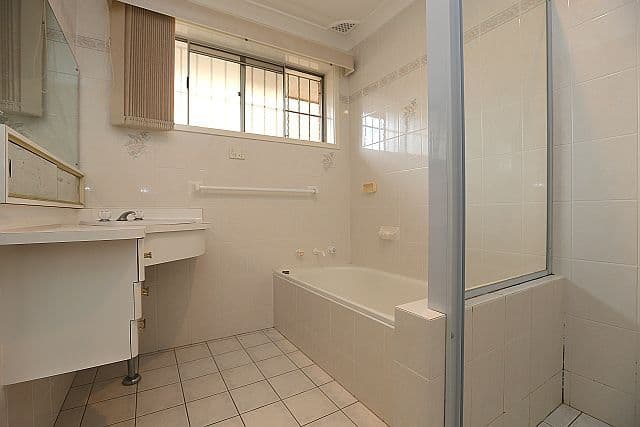 132 Johnston Road, BASS HILL NSW 2197, Bass Hill - Thumbnail 7