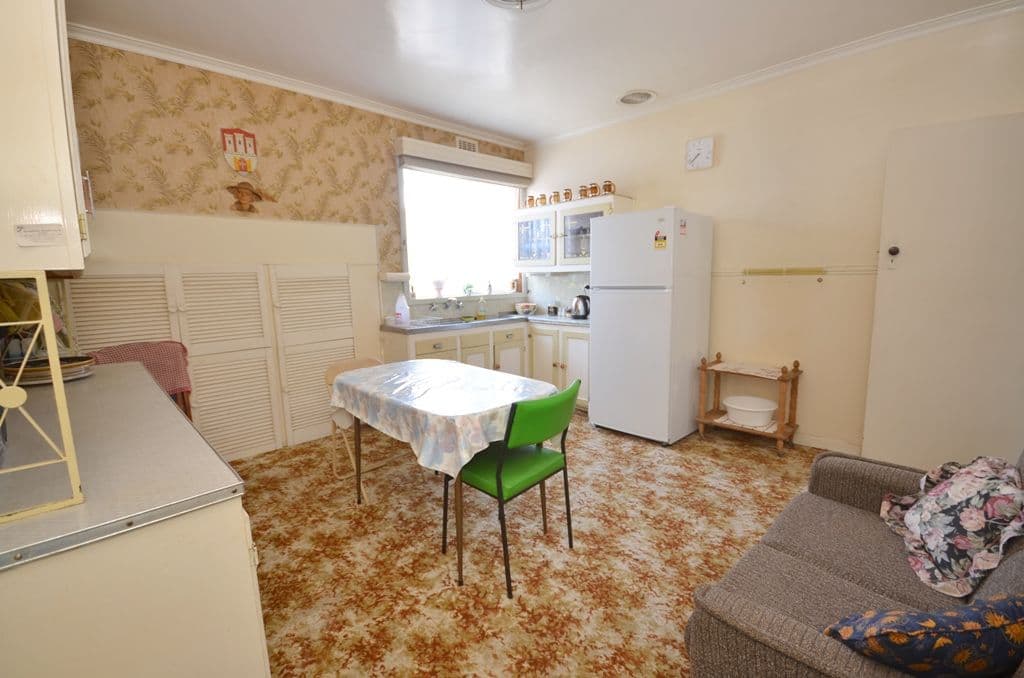 4 Collins Avenue, SEBASTOPOL VIC 3356, Sebastopol - Thumbnail 2